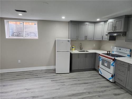 Basement-400 Wild Calla Street, Waterloo, ON - Indoor Photo Showing Kitchen