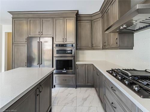 20 Idol Road, Brampton, ON - Indoor Photo Showing Kitchen With Stainless Steel Kitchen With Upgraded Kitchen