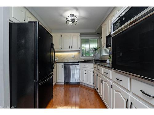 6-460 Beechwood Place, Waterloo, ON - Indoor Photo Showing Kitchen