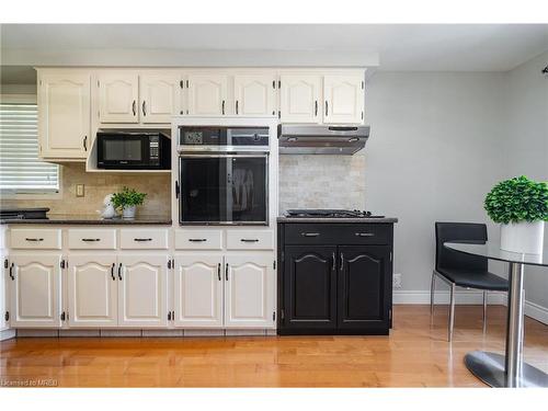 6-460 Beechwood Place, Waterloo, ON - Indoor Photo Showing Kitchen