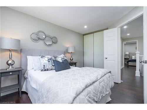 6-460 Beechwood Place, Waterloo, ON - Indoor Photo Showing Bedroom