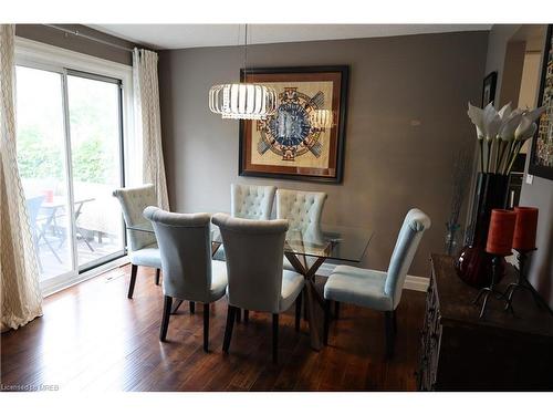 327 Highridge Avenue, Hamilton, ON - Indoor Photo Showing Dining Room