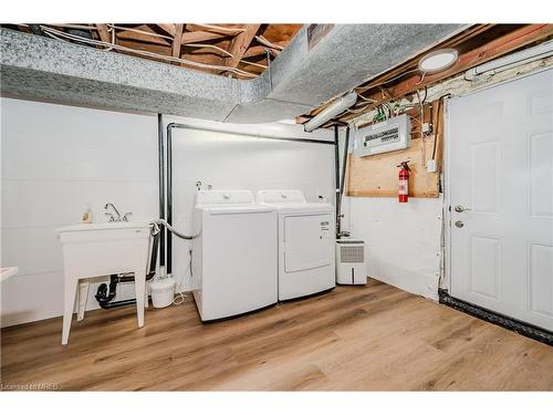 2 Campview Road, Stoney Creek, ON - Indoor Photo Showing Laundry Room