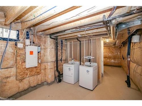 15 Hitchman Street, Paris, ON - Indoor Photo Showing Laundry Room