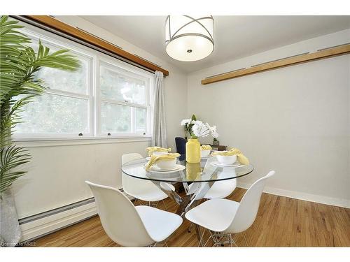 442 Highland Road E, Kitchener, ON - Indoor Photo Showing Dining Room