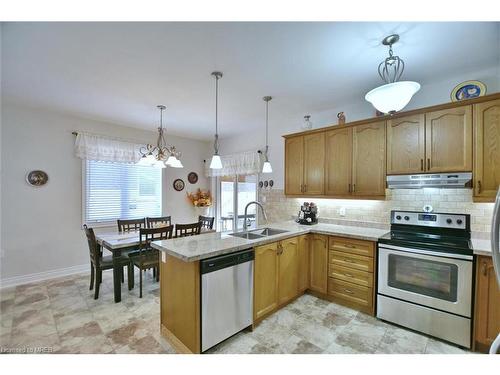 37 Tona Trail, Wasaga Beach, ON - Indoor Photo Showing Kitchen With Stainless Steel Kitchen With Double Sink