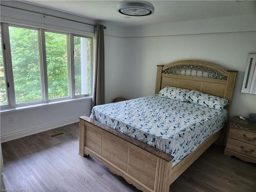 428 Beaumont Drive, Bracebridge, ON - Indoor Photo Showing Bedroom