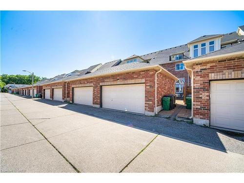 5229 Preservation Circle, Mississauga, ON - Outdoor