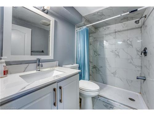 232 Patrice Drive, Windsor, ON - Indoor Photo Showing Bathroom