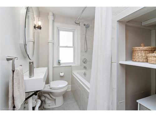 24 Ellen Street, Brampton, ON - Indoor Photo Showing Bathroom