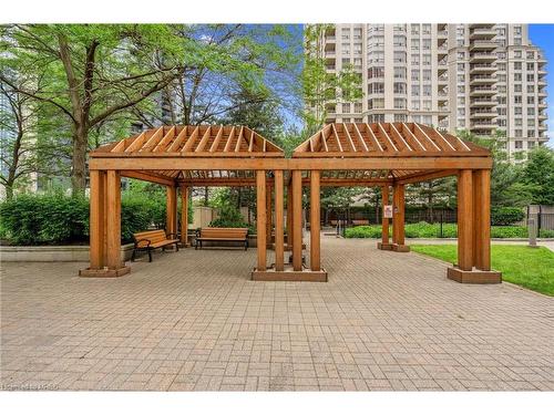 609-335 Webb Drive, Mississauga, ON - Outdoor