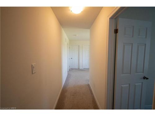 1-166 Deerpath Drive, Guelph, ON - Indoor Photo Showing Other Room