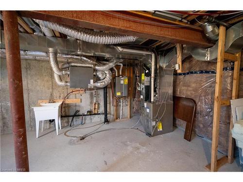 1-166 Deerpath Drive, Guelph, ON - Indoor Photo Showing Basement