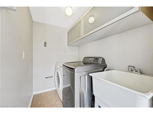 21 Axelrod Avenue, Brampton, ON - Indoor Photo Showing Laundry Room