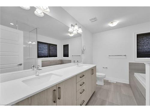 16 Clute Springs Court, Brampton, ON - Indoor Photo Showing Bathroom