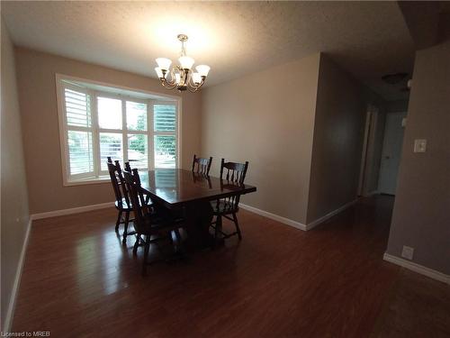 7 Canora Court, Welland, ON - Indoor Photo Showing Dining Room