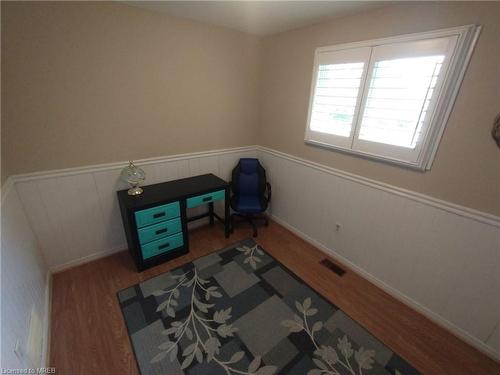 7 Canora Court, Welland, ON - Indoor Photo Showing Other Room