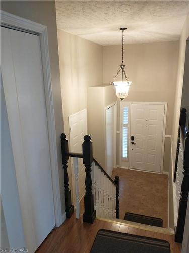 7 Canora Court, Welland, ON - Indoor Photo Showing Other Room