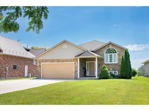 118 Colbeck Drive, Welland, ON - Outdoor With Facade