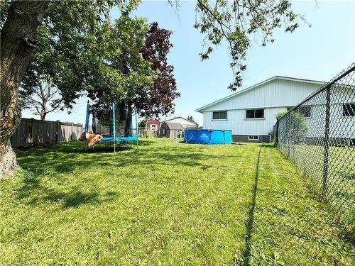 18 Manley Crescent, Thorold, ON - Outdoor With Backyard