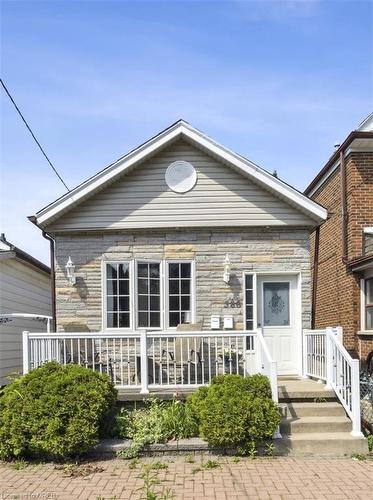 386 Westmoreland Avenue N, Toronto, ON - Outdoor