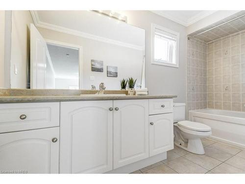 3303 Fox Run Circle, Oakville, ON - Indoor Photo Showing Bathroom