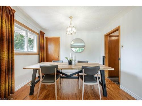 68 Albemarle Street, Brantford, ON - Indoor Photo Showing Dining Room