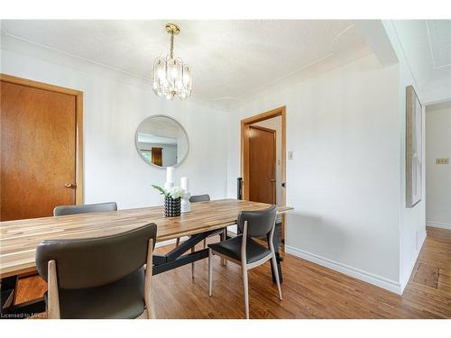 68 Albemarle Street, Brantford, ON - Indoor Photo Showing Dining Room