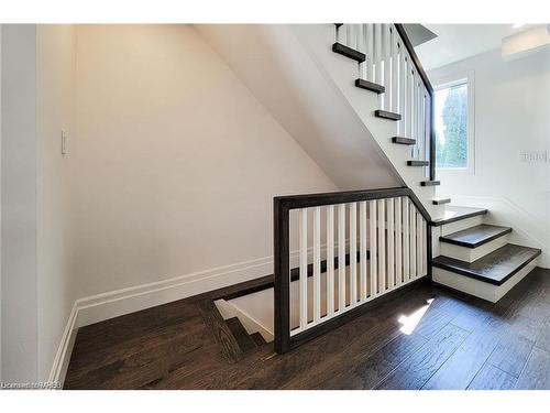 22 Crooks Street, Hamilton, ON - Indoor Photo Showing Other Room