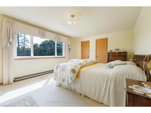 7762 Creditview Road, Brampton, ON - Indoor Photo Showing Bedroom