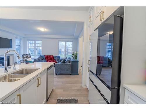 3 Milt Schmidt Street, Kitchener, ON - Indoor Photo Showing Kitchen With Double Sink