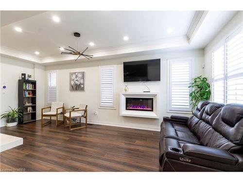 116 Skinner Road, Hamilton, ON - Indoor Photo Showing Living Room With Fireplace