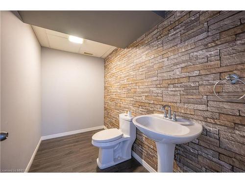 63 Sorrento Street, Kitchener, ON - Indoor Photo Showing Bathroom