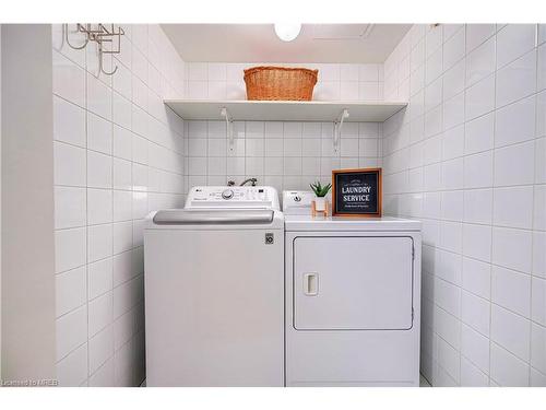 207-2665 Windwood Drive, Mississauga, ON - Indoor Photo Showing Laundry Room