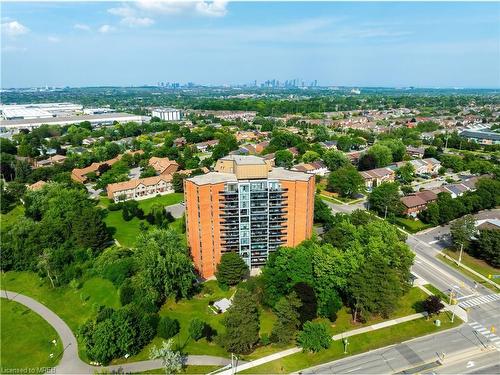 207-2665 Windwood Drive, Mississauga, ON - Outdoor With View