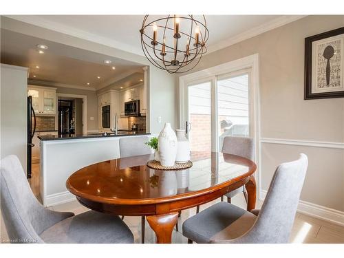 2380 Stillmeadow Road, Mississauga, ON - Indoor Photo Showing Dining Room