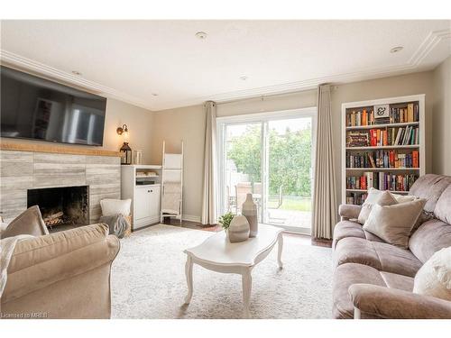 2380 Stillmeadow Road, Mississauga, ON - Indoor Photo Showing Living Room With Fireplace