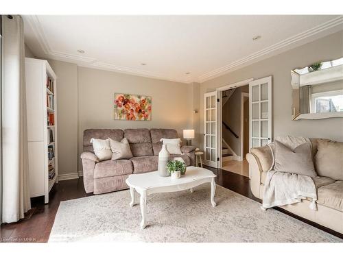 2380 Stillmeadow Road, Mississauga, ON - Indoor Photo Showing Living Room