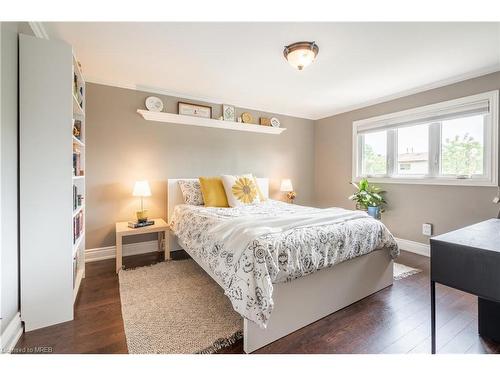 2380 Stillmeadow Road, Mississauga, ON - Indoor Photo Showing Bedroom