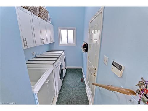 1080 Buck Drive, Milton, ON - Indoor Photo Showing Kitchen