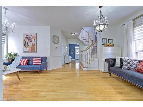 1080 Buck Drive, Milton, ON - Indoor Photo Showing Living Room