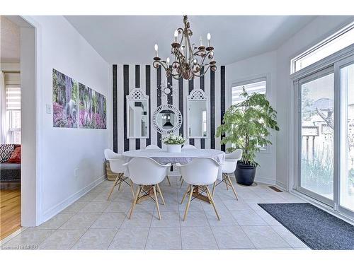 1080 Buck Drive, Milton, ON - Indoor Photo Showing Dining Room