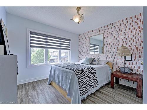 1080 Buck Drive, Milton, ON - Indoor Photo Showing Bedroom