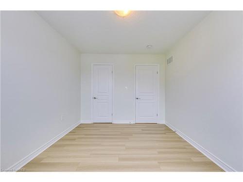 95 Charleswood Crescent, Hamilton, ON - Indoor Photo Showing Other Room