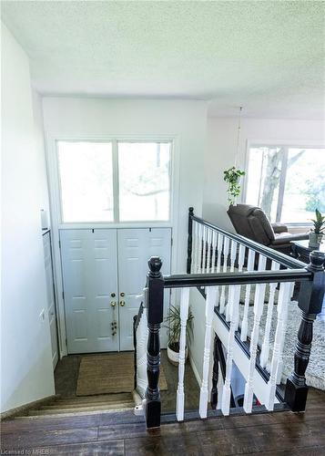 4106 Brigden Road, Petrolia, ON - Indoor Photo Showing Other Room