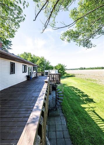 4106 Brigden Road, Petrolia, ON - Outdoor