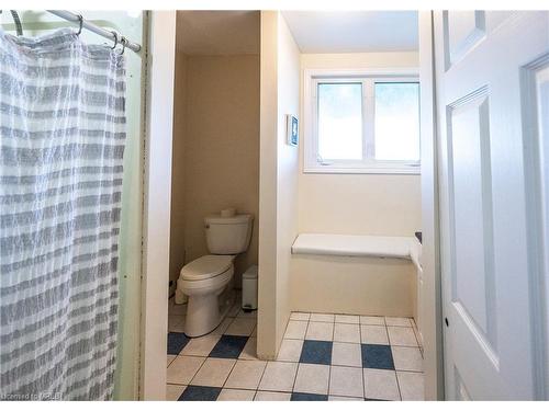 4106 Brigden Road, Petrolia, ON - Indoor Photo Showing Bathroom