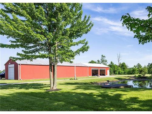 4106 Brigden Road, Petrolia, ON - Outdoor