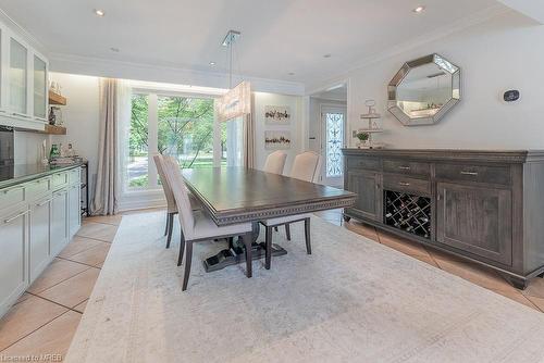 1204 Clarkson Road N, Mississauga, ON - Indoor Photo Showing Kitchen