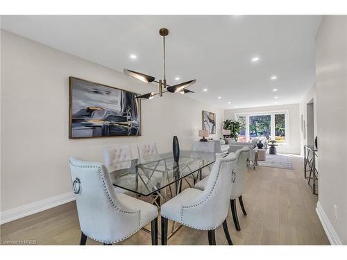 902 Kowal Drive, Mississauga, ON - Indoor Photo Showing Dining Room